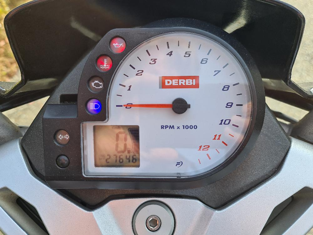 Motorrad verkaufen Derbi GP250i Ankauf